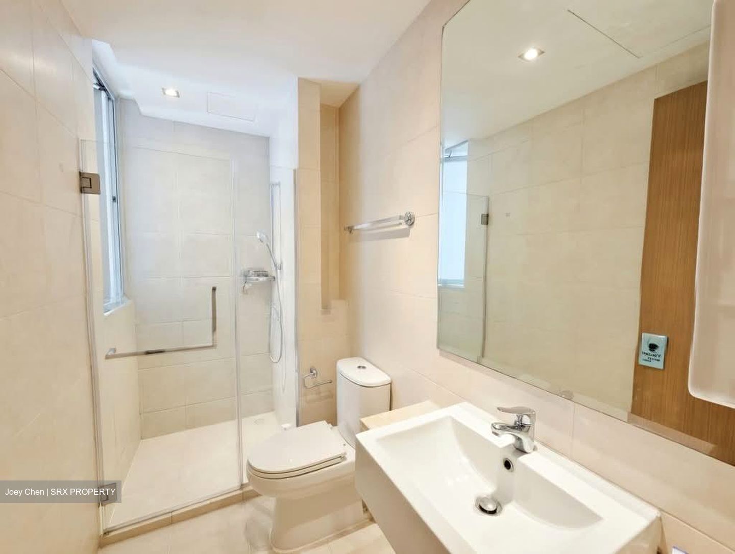Astor (D14), Apartment #533663501